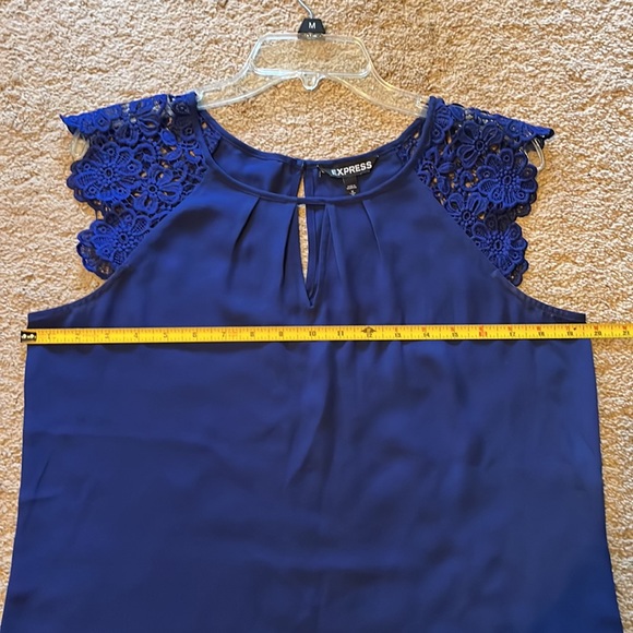 NWOT Royal Blue Express Top. Size M. - Picture 14 of 16